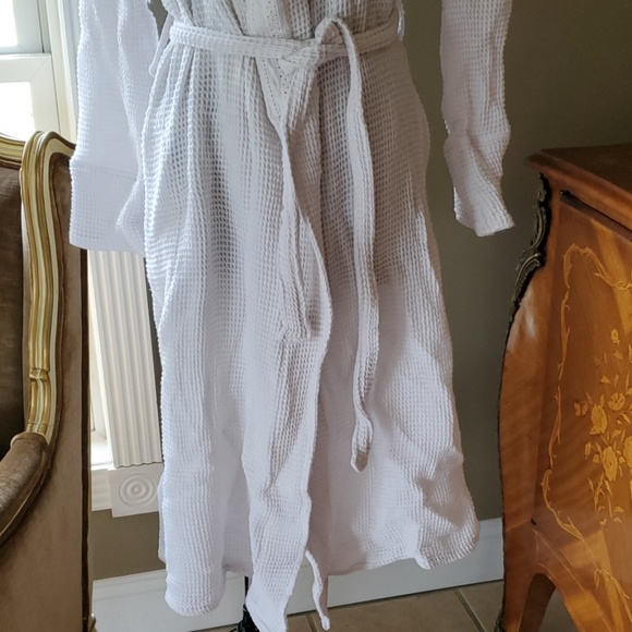 Cottage Collection Robe - Picture 3 of 6